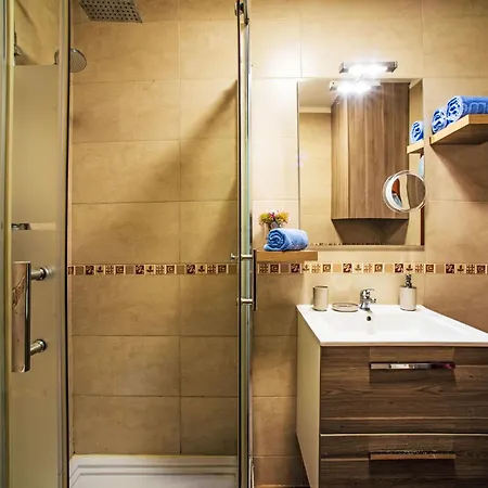 Apartamento Excellent Seafront & Seaview By Interhome Armação de Pêra